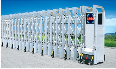 长沙市建鑫楼宇智能科技 专业提供学校厂房电动门与伸缩门解决方案